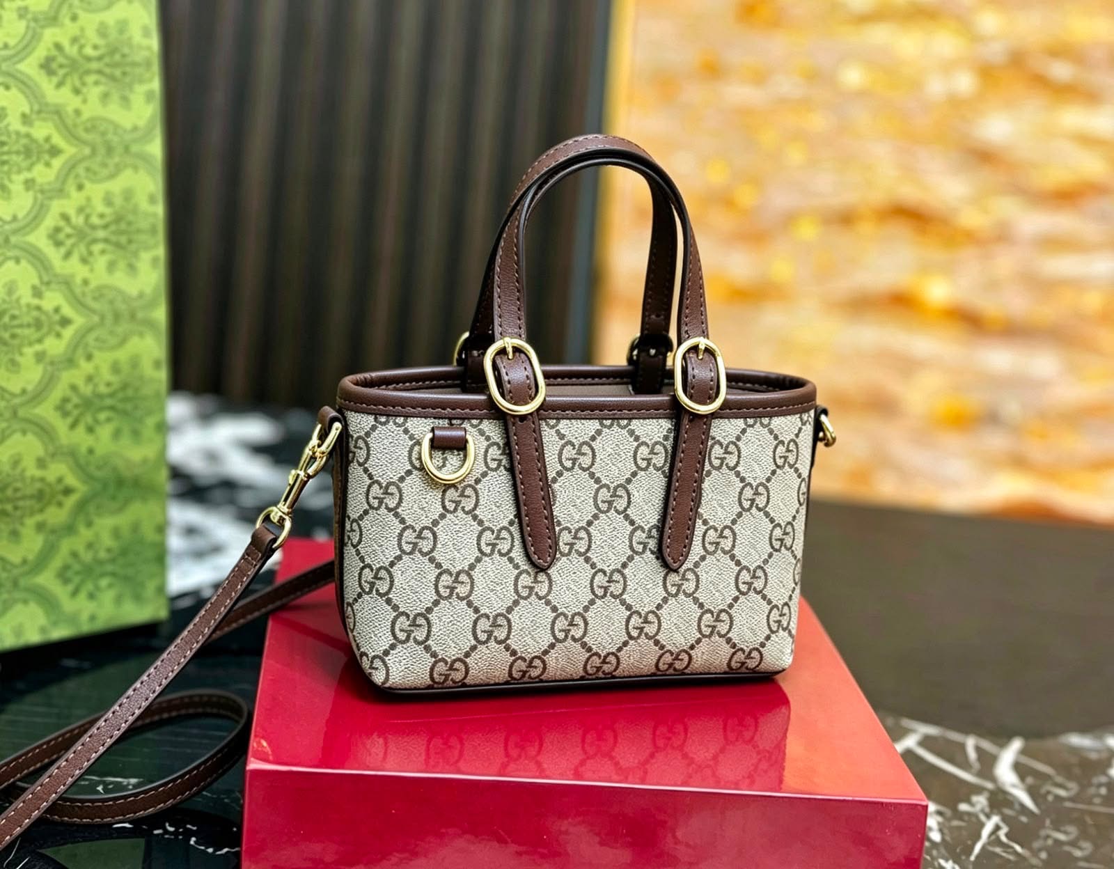 Gucci