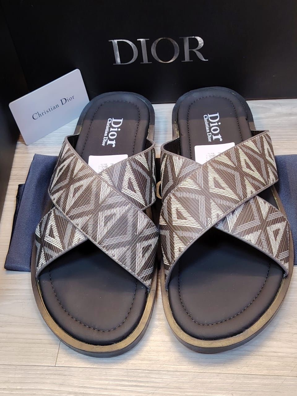 Dior